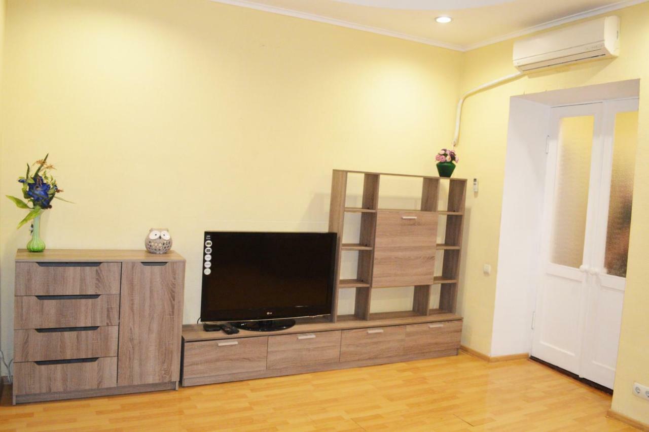 Owl Home Odessa Cozy spacious apartment in a quiet center between Deribasovskaya&Privoz Exterior foto